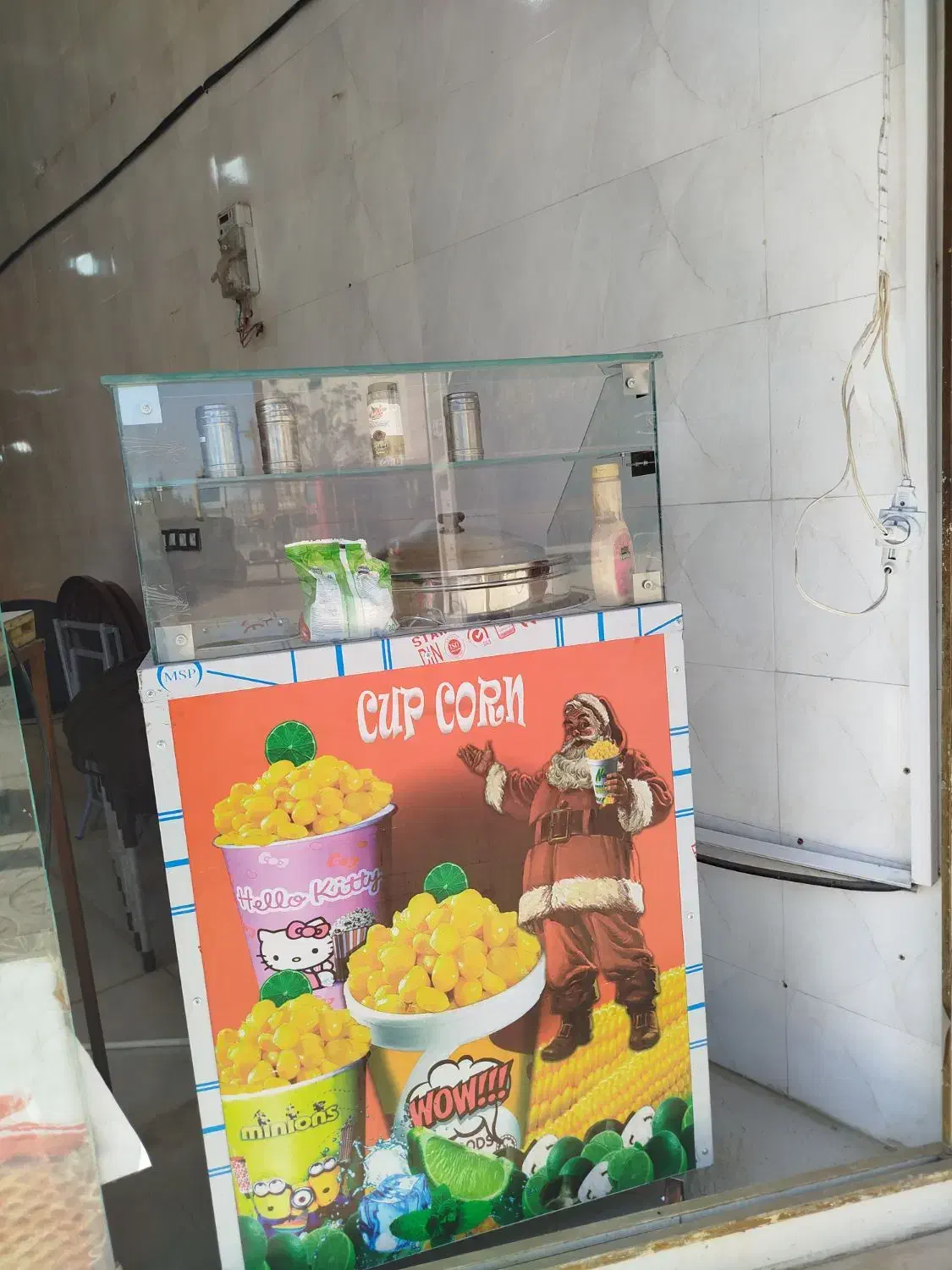 تعدادی وسیله بستنی و آبمیوه فروشی|فروشگاه و مغازه|کرمانشاه, |دیوار