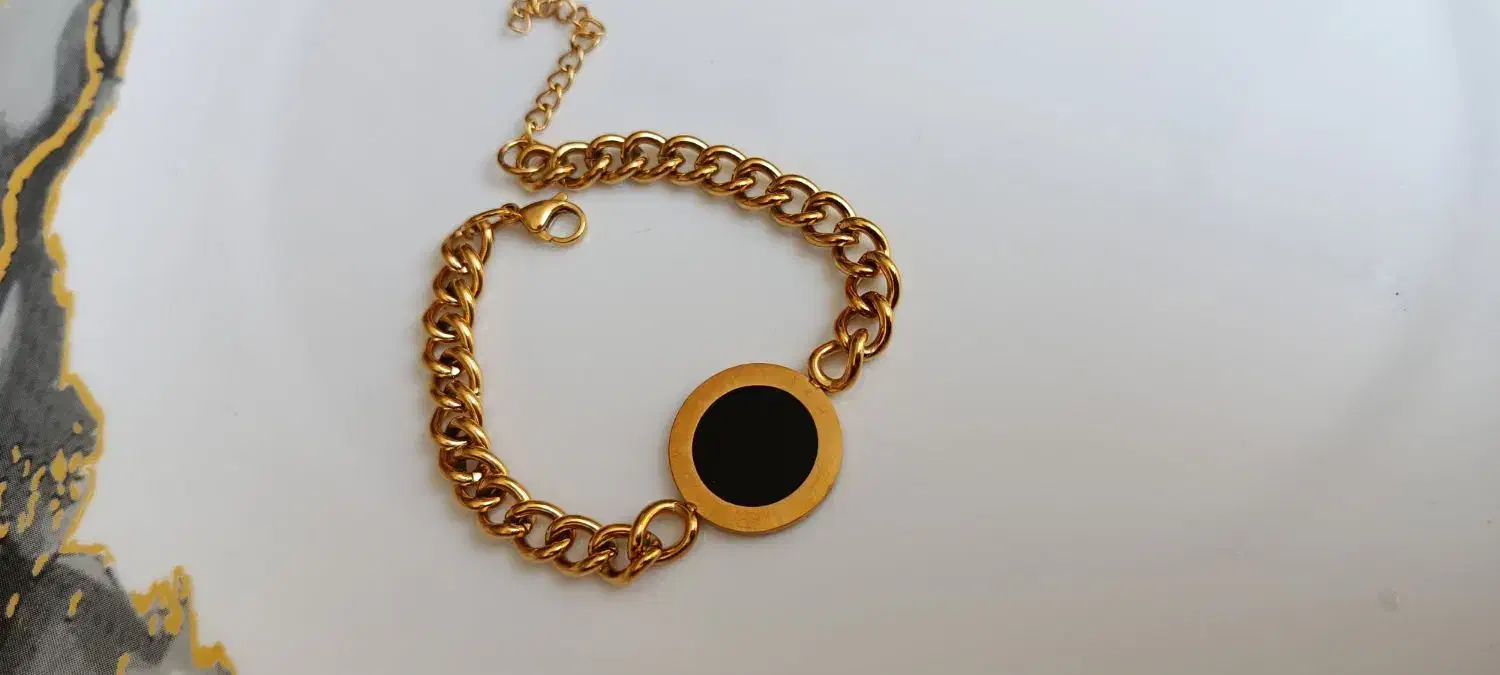 دستبند و گردنبند|بدلیجات|قدس, شهرقدس|دیوار