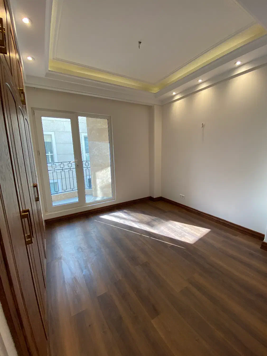 اجاره واحد ۱۶۰متری الهیه ۳خواب نوساز زیر قیمت