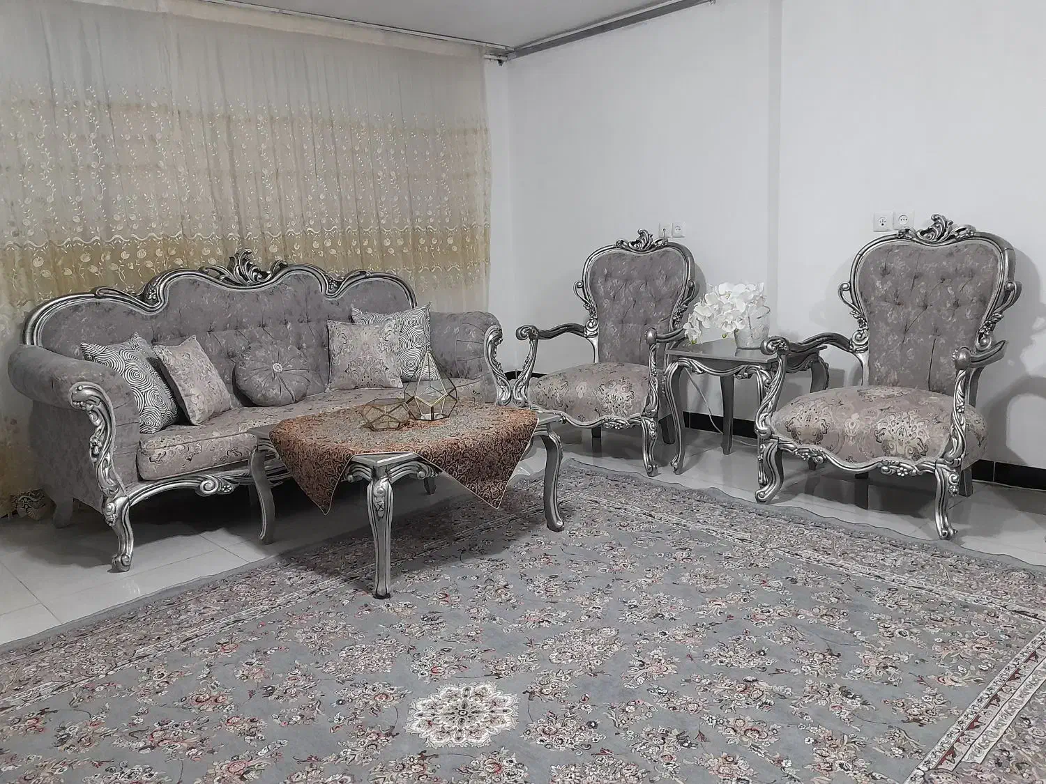 مبل کلاسیک|مبلمان خانگی و میز عسلی|بانه, |دیوار