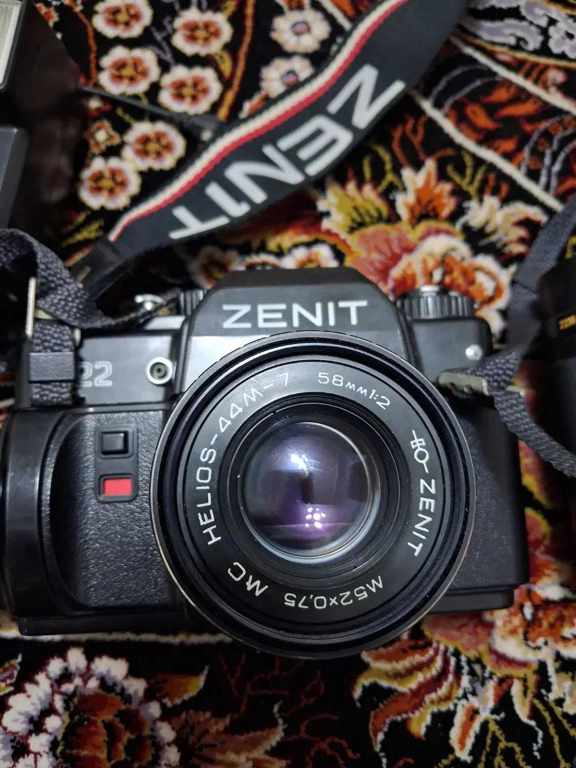 دوربین  زنِیت|دوربین عکاسی و فیلم‌برداری|صومعه‌سرا, |دیوار