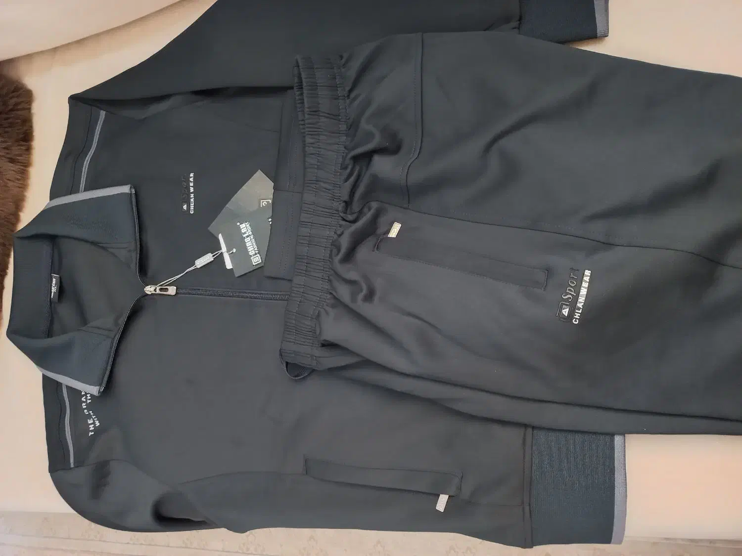 ست سویشرت شلوار ادیداس.جنس اعلا|لباس|شاهین‌شهر, شهرک میلاد|دیوار