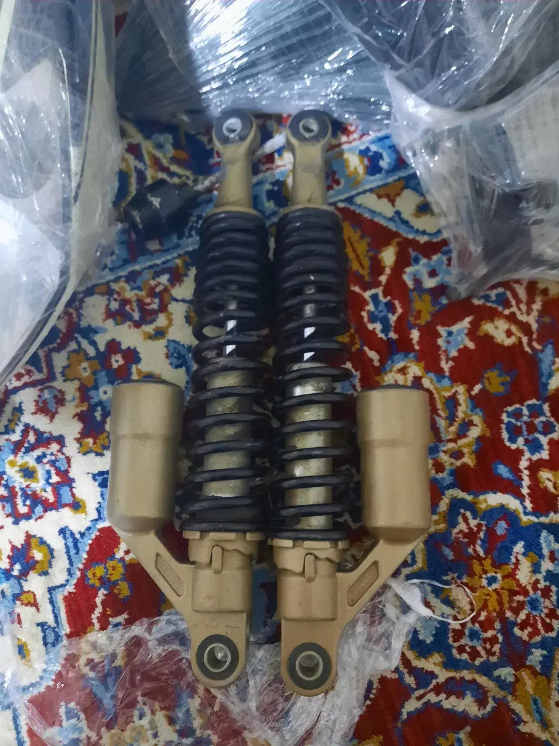 لوازم آپاچی ۱۸۰|قطعات یدکی و لوازم جانبی|قم, نخودی|دیوار