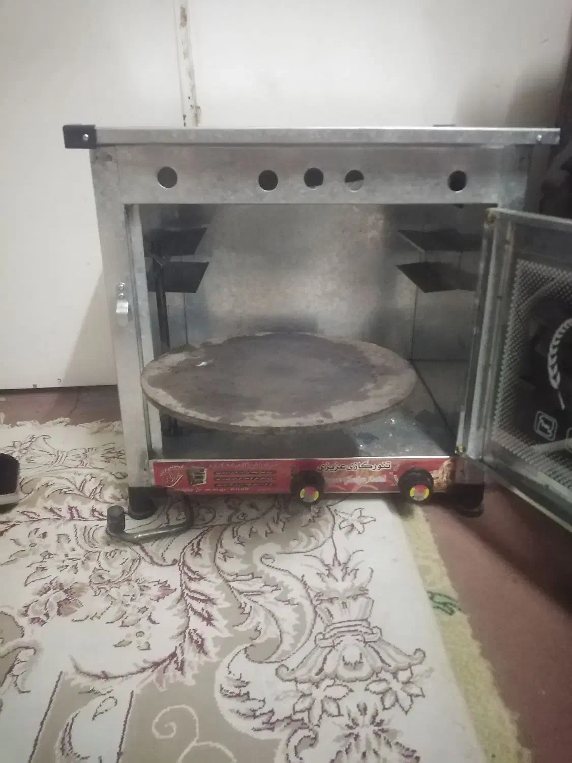 فر فروشی نو فقط یه بار استفاده شده|اجاق گاز و لوازم برقی پخت‌وپز|سبزوار, چهارراه فرودگاه|دیوار