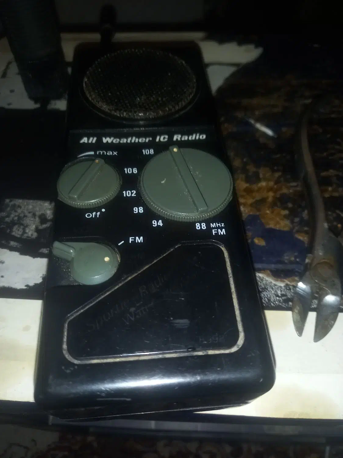 رادیوبیسیم قدیمی|کلکسیون اشیاء عتیقه|تهران, سبلان (لشگر)|دیوار