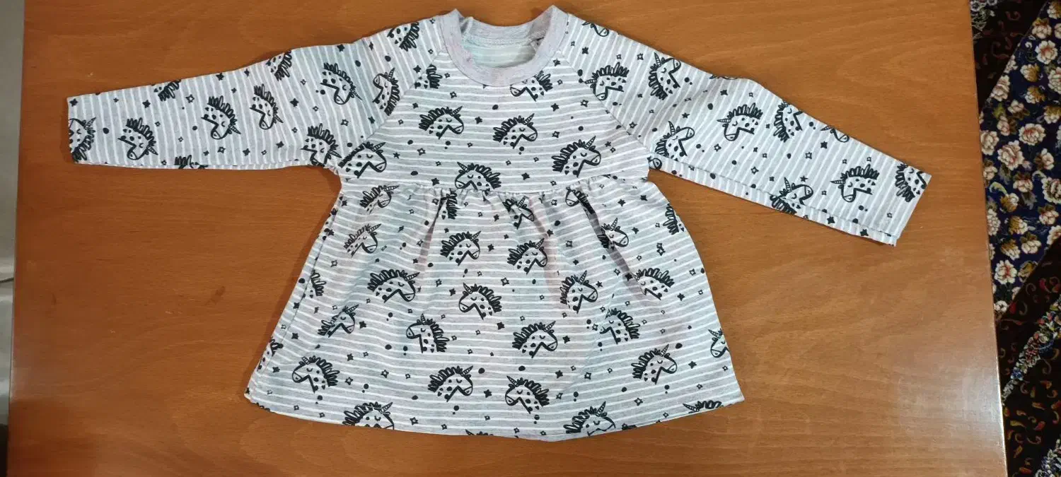 لباس بچه گانه مناسب یک سال|کفش و لباس بچه|باقرشهر, |دیوار