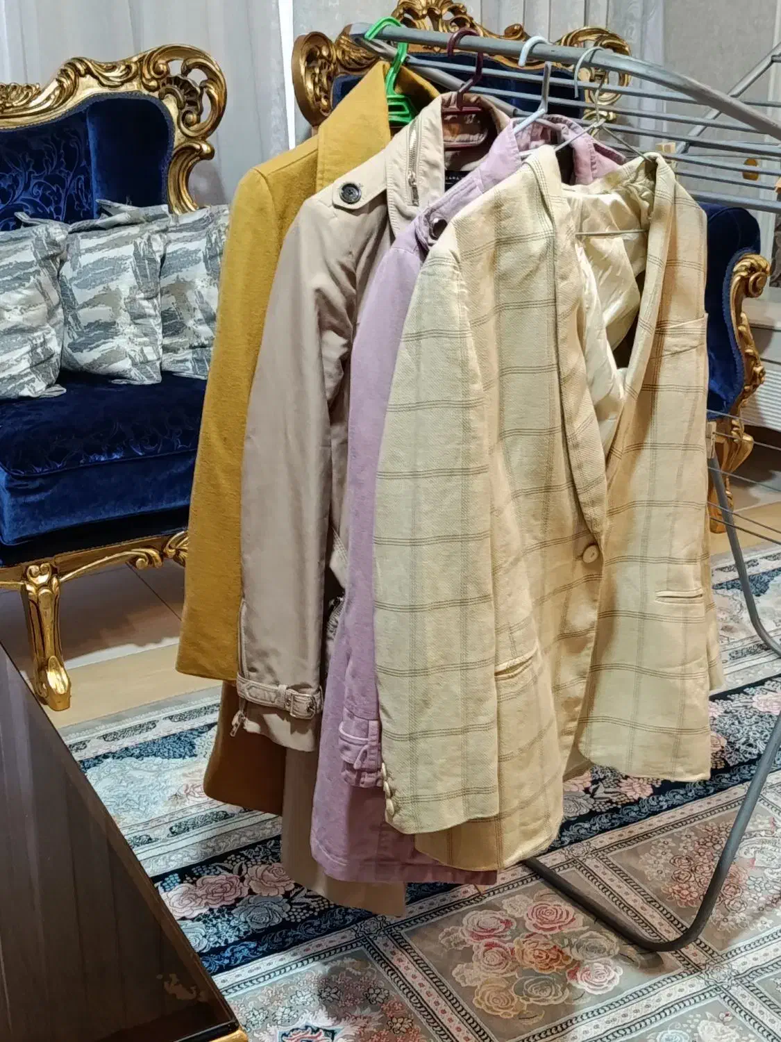 لباس|لباس|شاهین‌شهر, فردوسی|دیوار