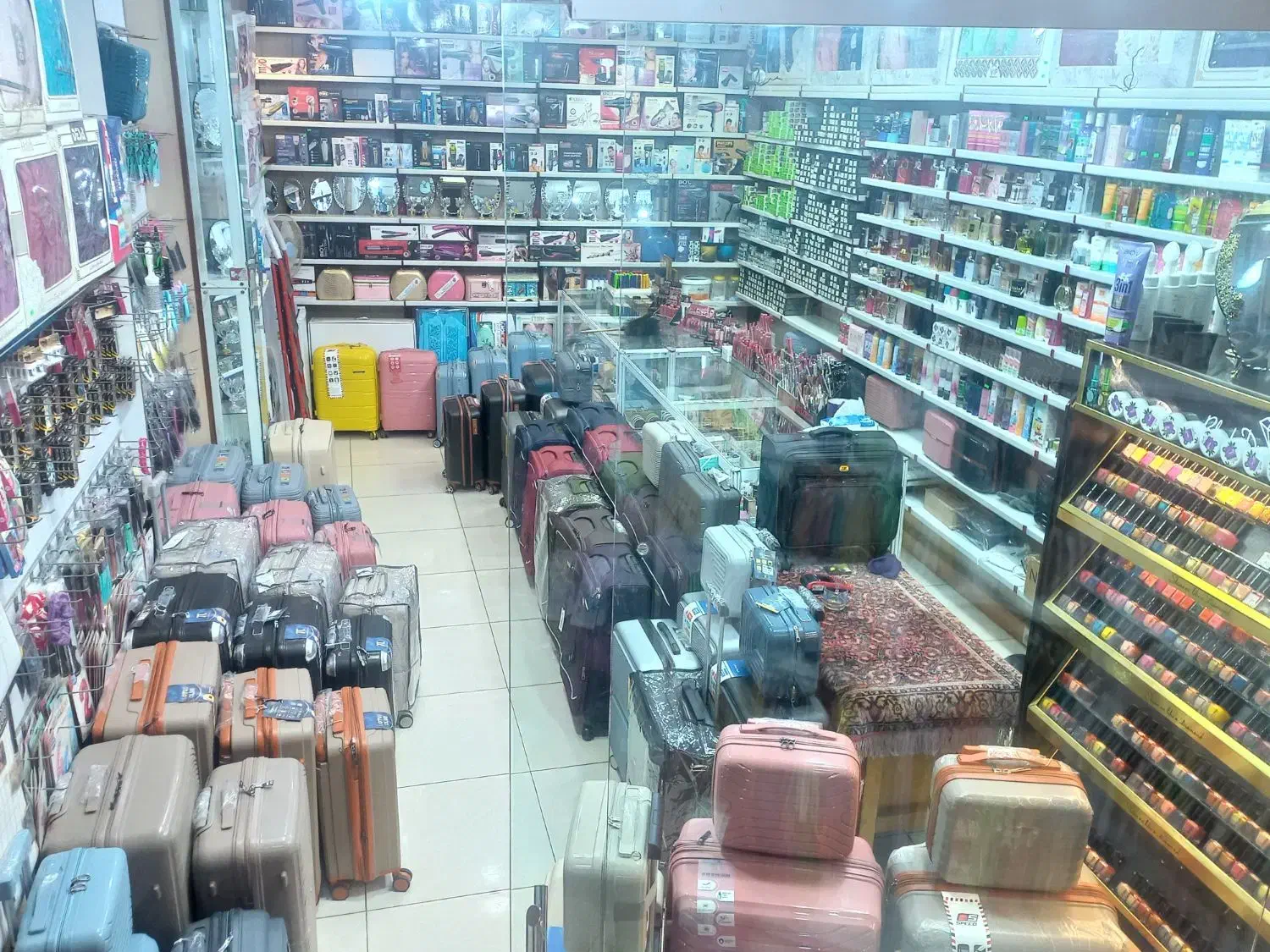 چمدان مسافرتی نشکن|کیف، کفش، کمربند|زنجان, |دیوار