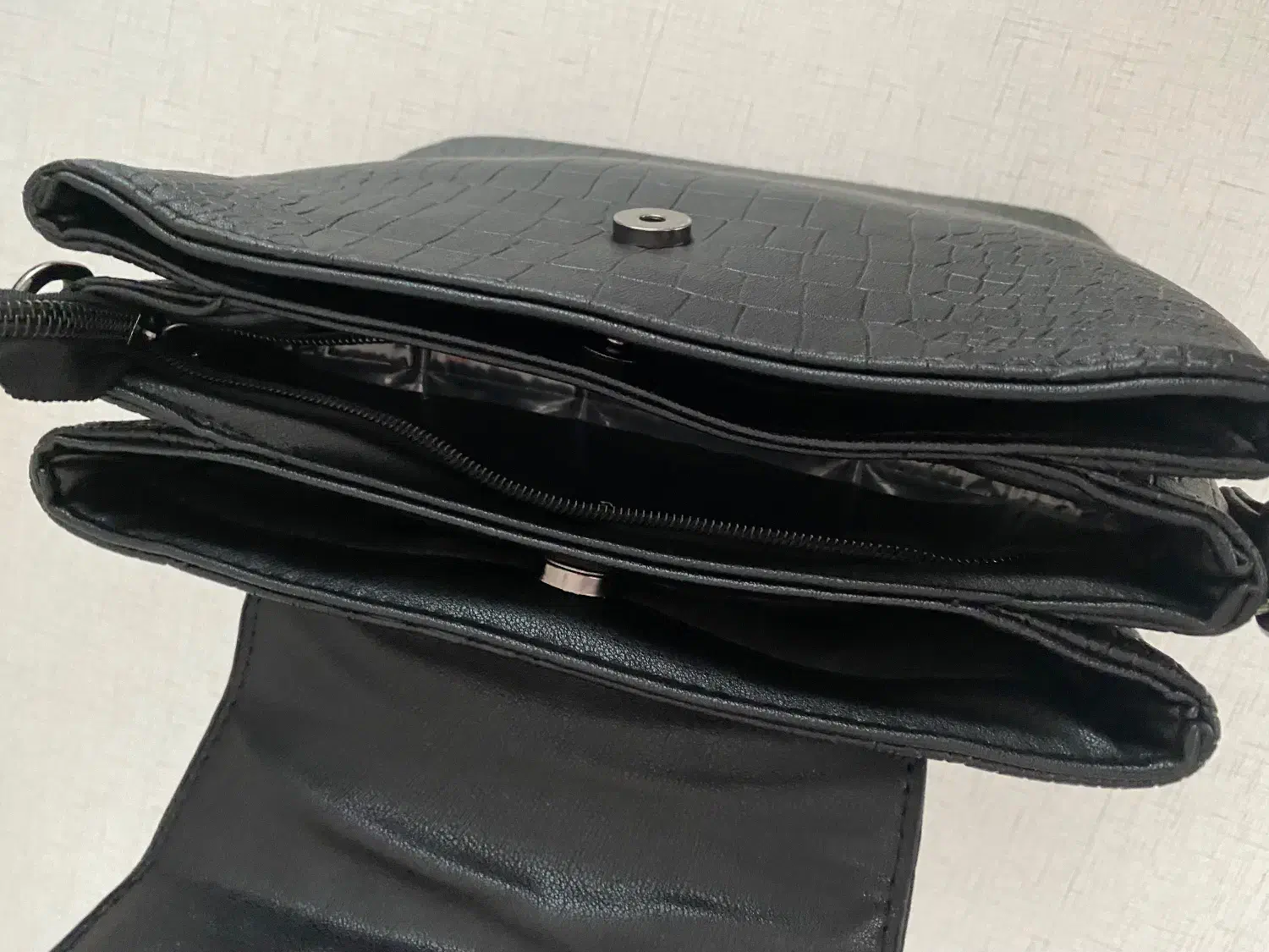 کیف دوشی وارداتی|کیف، کفش، کمربند|اردبیل, |دیوار