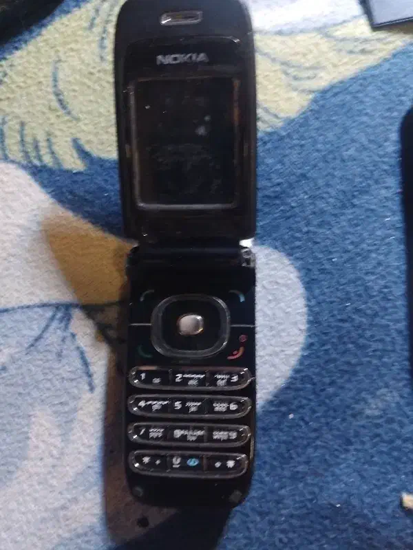 دو عدد نوکیا|موبایل|اراک, |دیوار