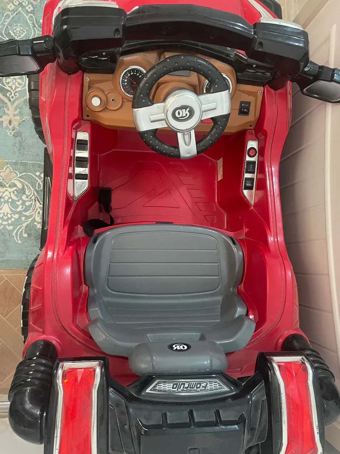 ماشین شارژی|اسباب‌بازی بچه|مهاباد (آذربایجان غربی), |دیوار