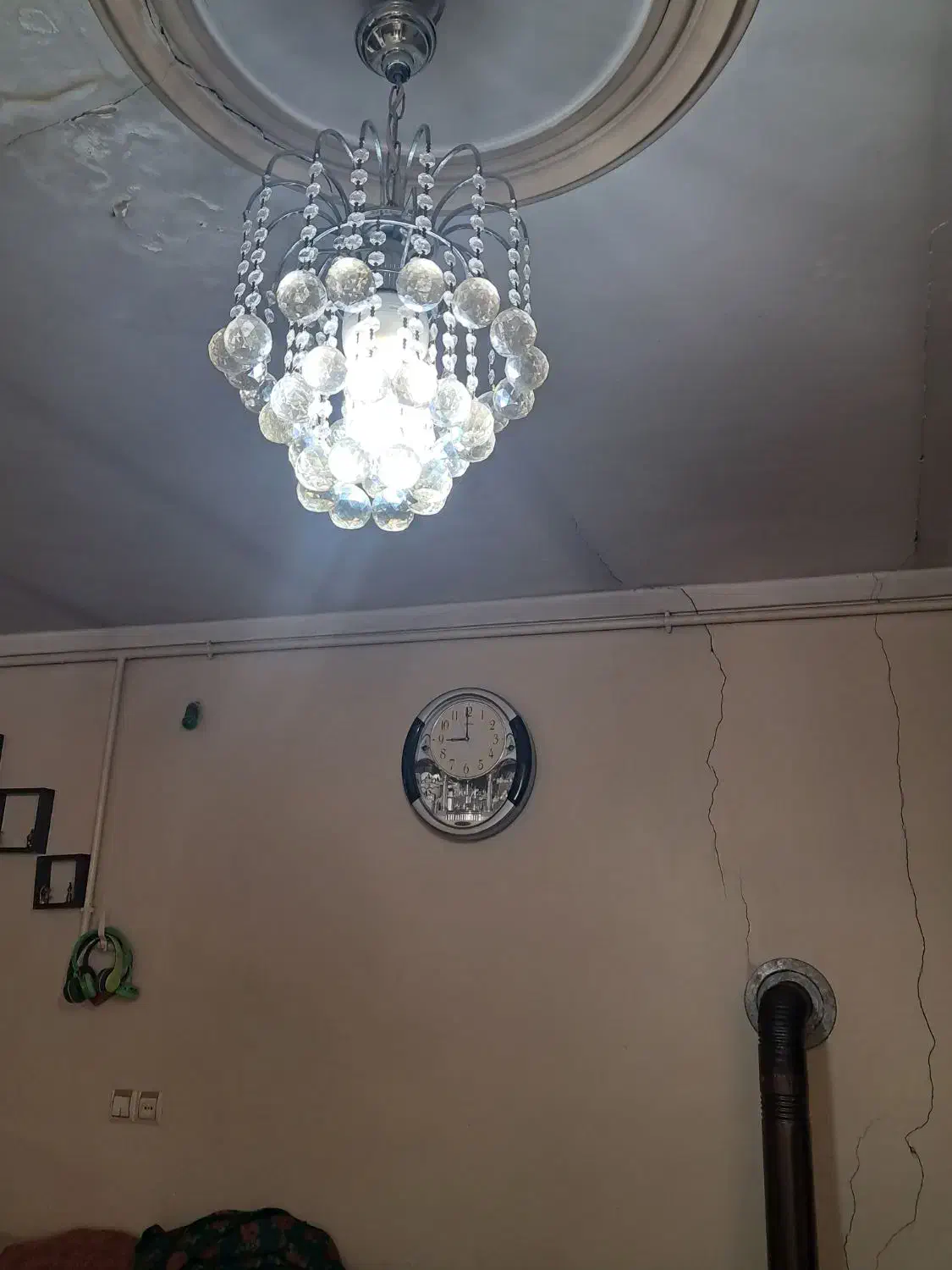 یک عدد لوستر به فروش میرسد|لوستر و چراغ آویز|همدان, |دیوار