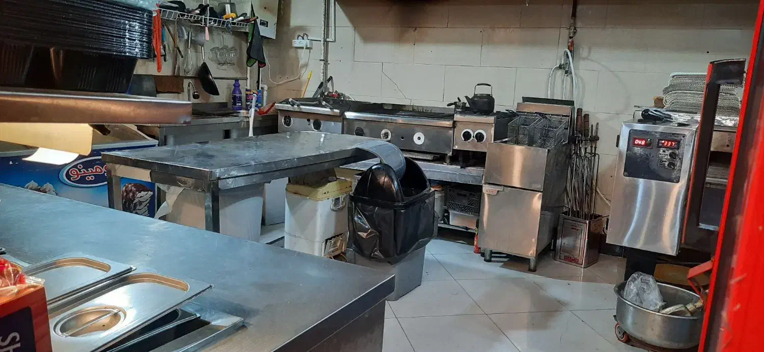 واگذاری فست فود رستوران ۱۲ ساله در حال کار|کافیشاپ و رستوران|رشت, کاکتوس|دیوار