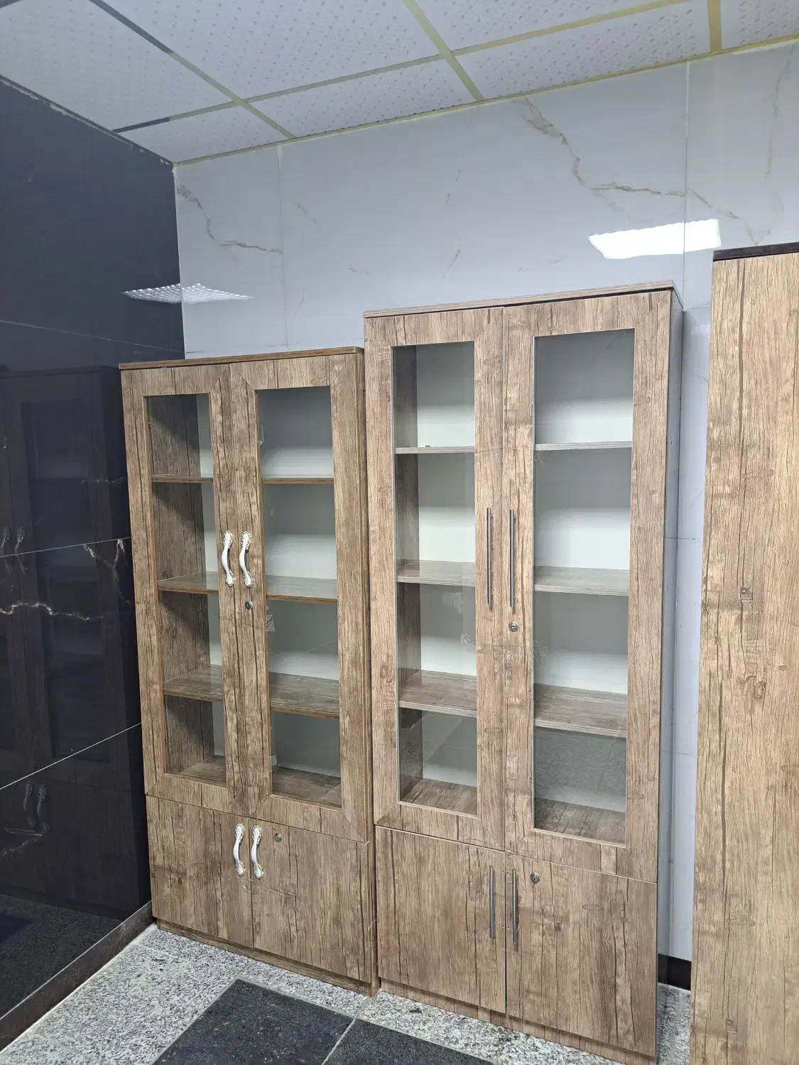 کتابخانه در حد نو|کتابخانه، شلف، قفسه‌های دیواری|سقز, |دیوار