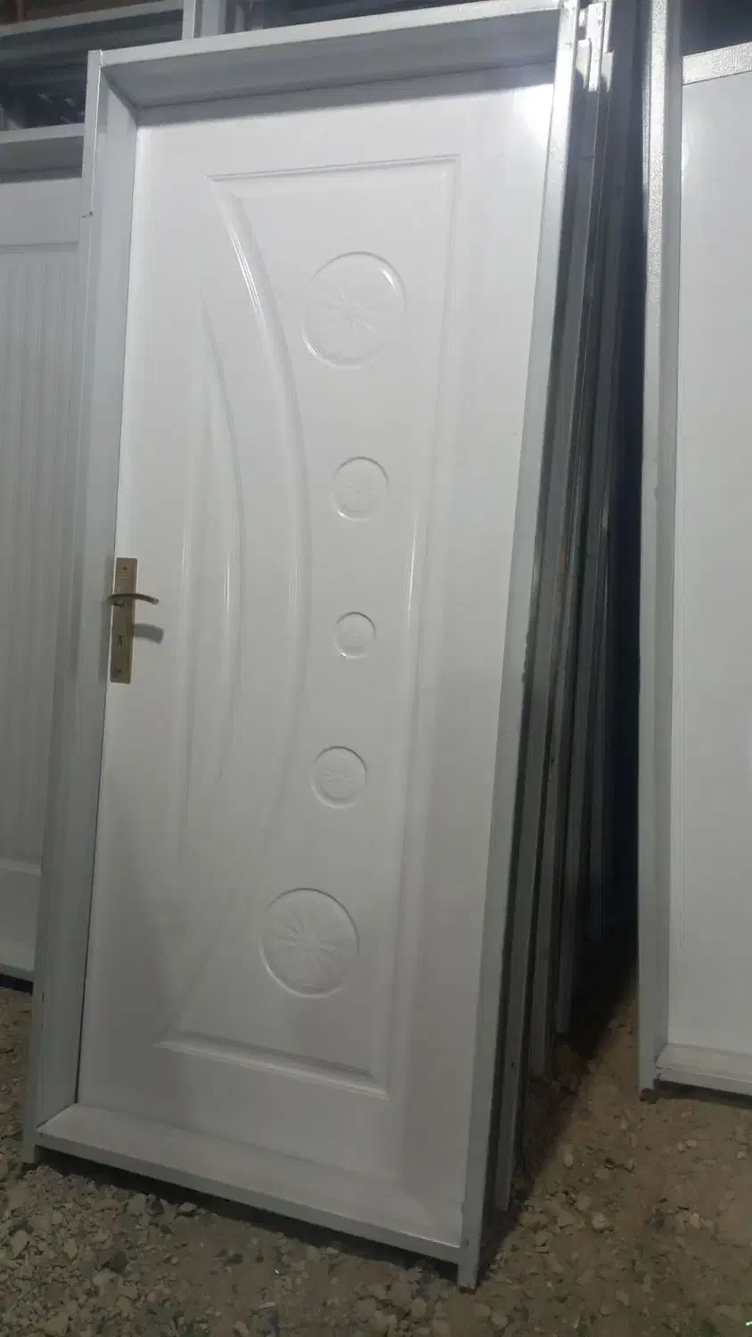 نصب درب و فروش|خدمات پیشه و مهارت|ایلام, |دیوار