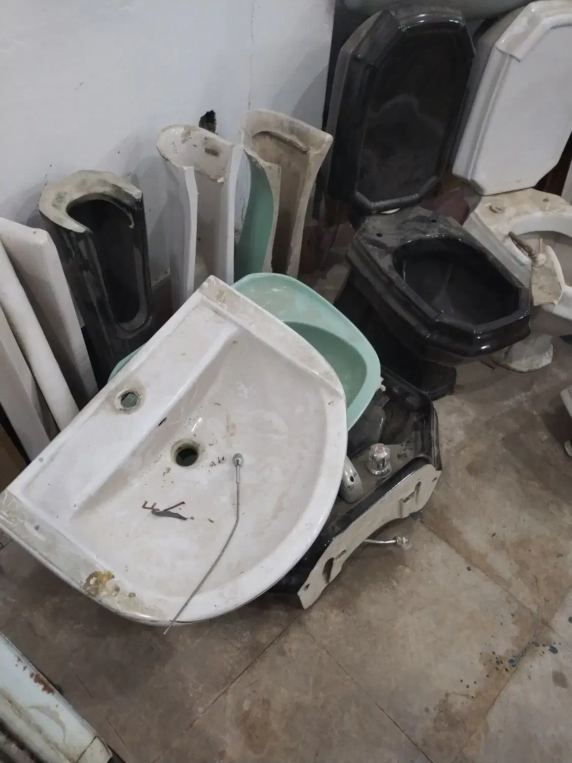 روشویی و پایه|لوازم سرویس بهداشتی|پاکدشت, پاکدشت (مامازند)|دیوار