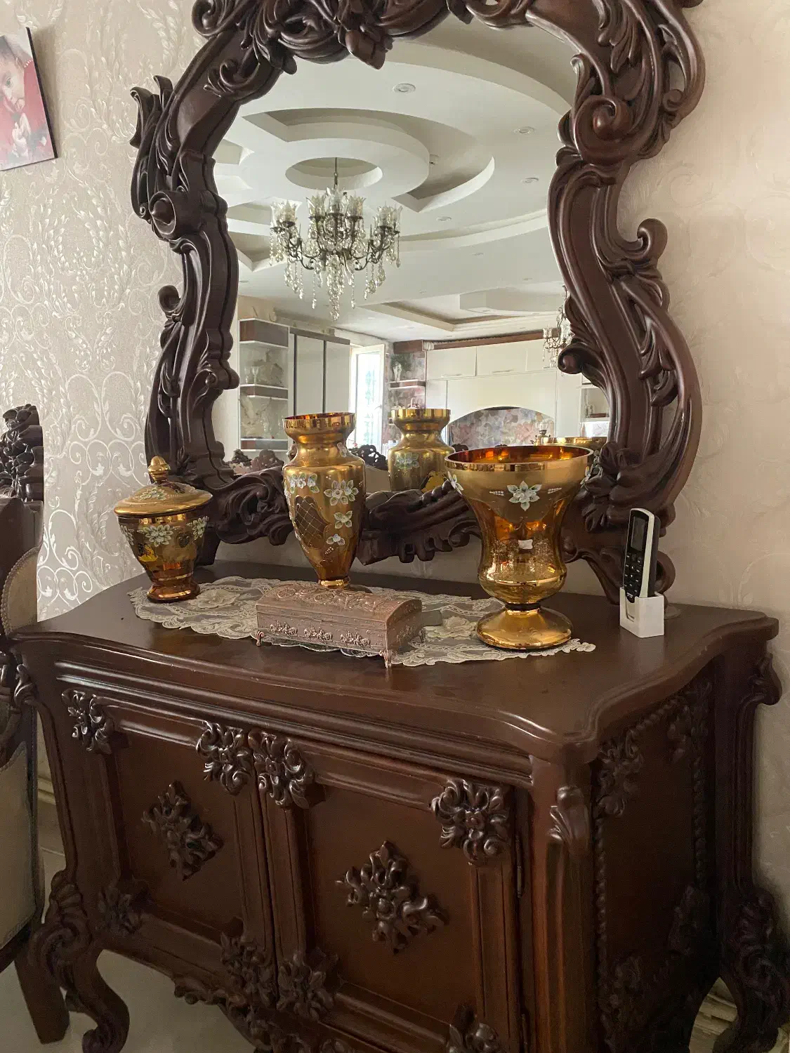 مبل۹نفره چوب راش منبت|مبلمان خانگی و میز عسلی|هشتگرد, هشتگرد قدیم|دیوار