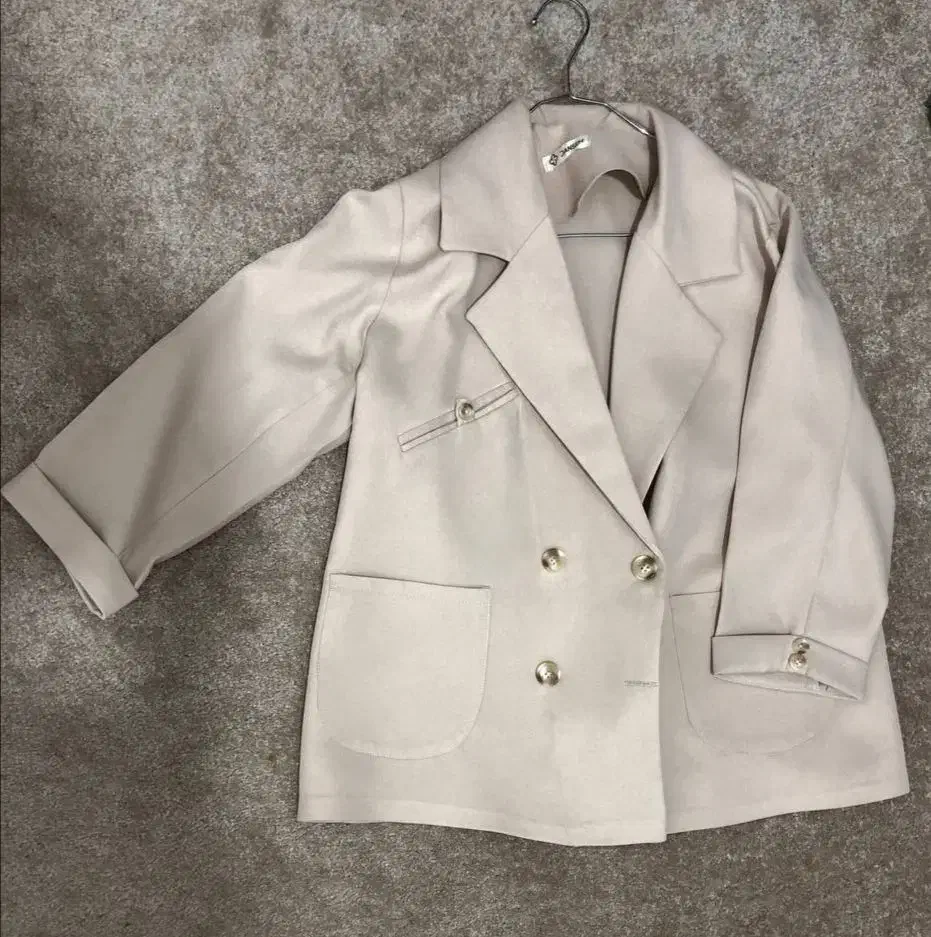 کت چهار فصل|لباس|گنبد کاووس, |دیوار