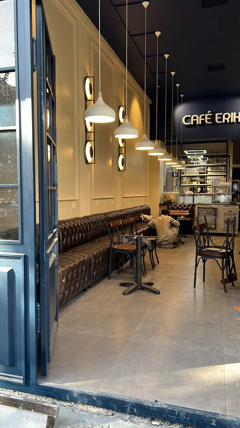 جذب همکار در کافه رستوران|استخدام خدمات فروشگاه و رستوران|تهران, میدان ولیعصر|دیوار