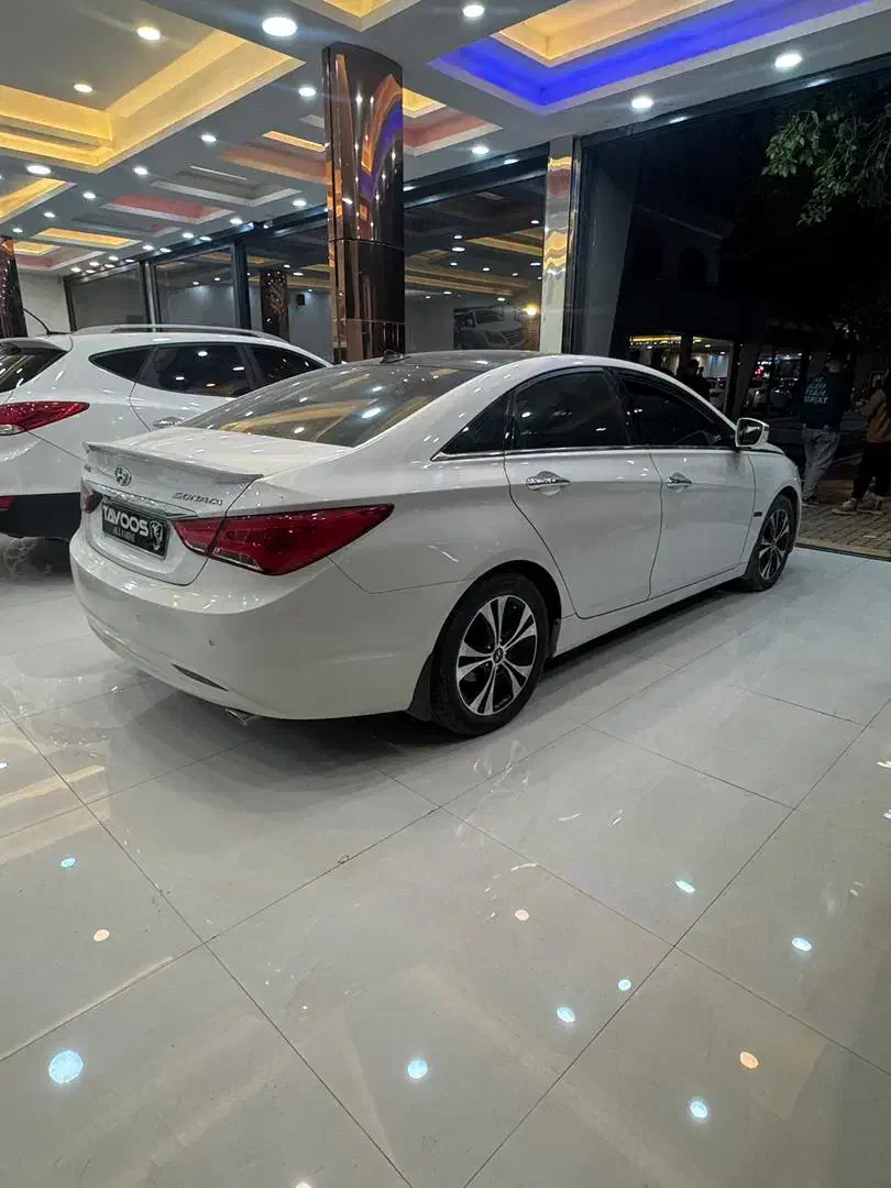 سوناتا yf 2012 (اتوطاووس)|خودرو سواری و وانت|اصفهان, مشکین|دیوار