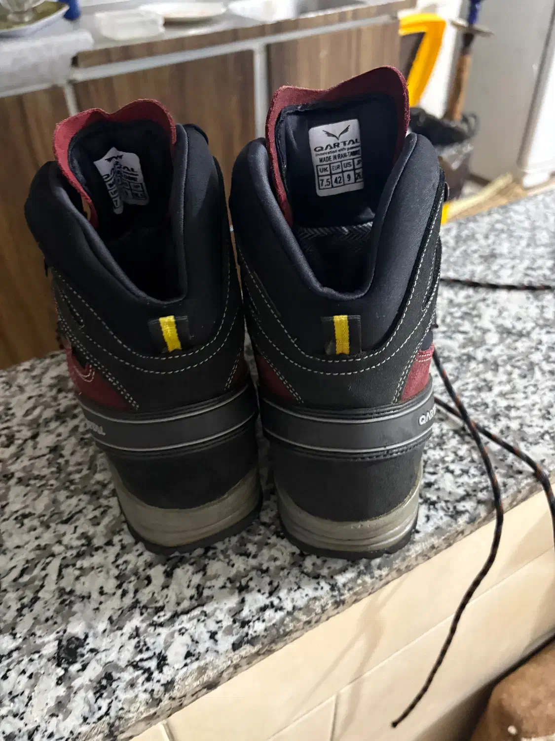 کفش کوهنوردی بدون زدگی|کوهنوردی و کمپینگ|نیشابور, دارایی|دیوار