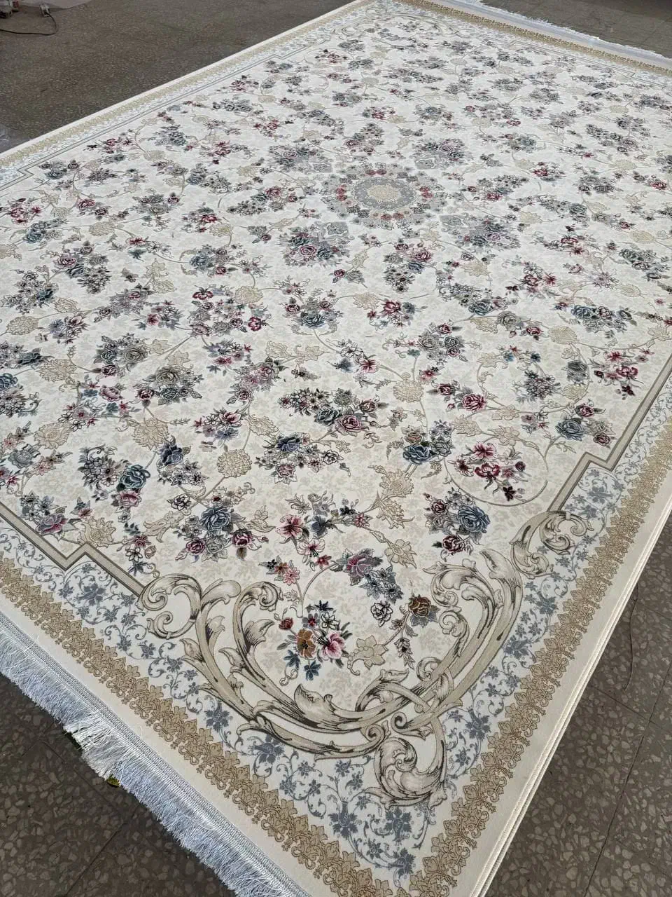 فرش نقش جهان|فرش|شیراز, شهرک گلها|دیوار