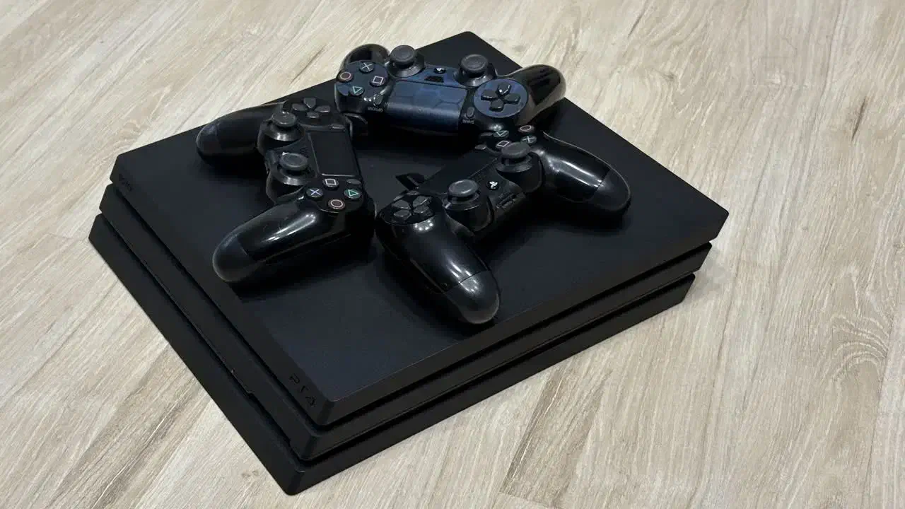 PS4 PRO|کنسول، بازی ویدئویی و آنلاین|قم, شهرک قدس|دیوار