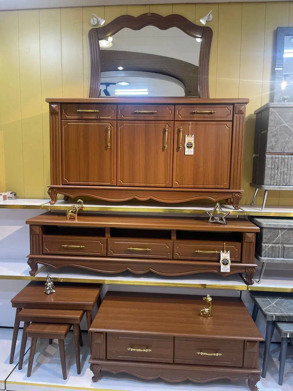 آیینه و کنسول+میز تی وی شرکتی بافل.استثنایی کد۷۷۶۶|بوفه، ویترین، کنسول|همدان, |دیوار