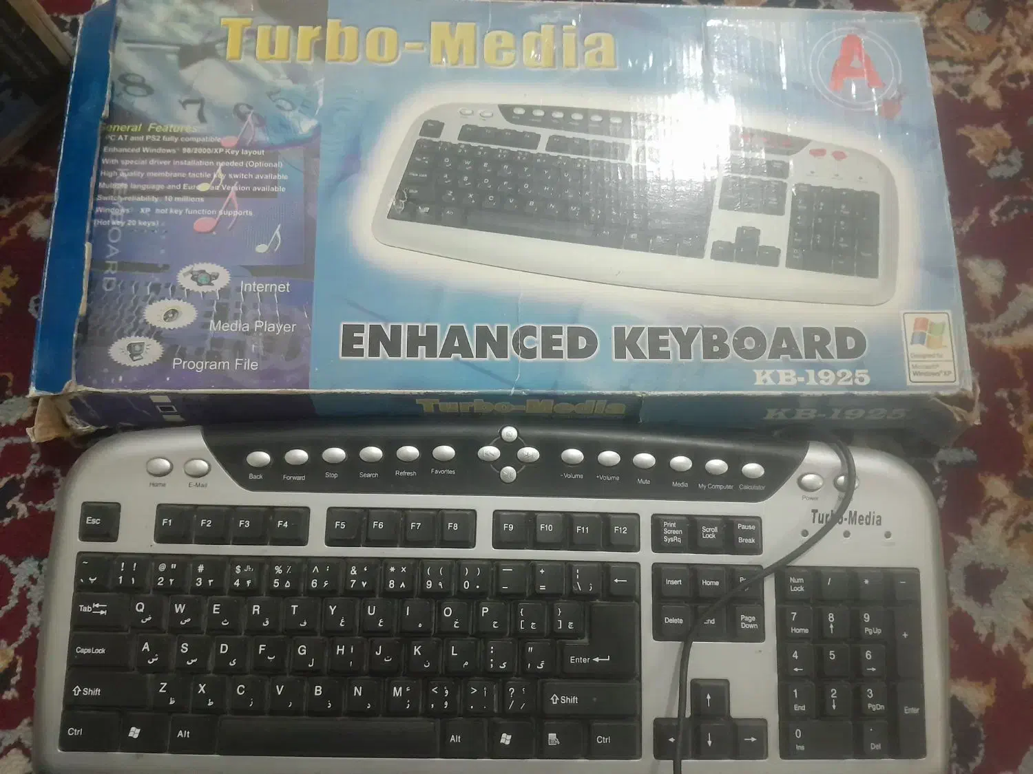 لوازم کامپیوتر وقطعات از مانیتور .کیس.کیبورد..|قطعات و لوازم جانبی رایانه|قم, دانش|دیوار