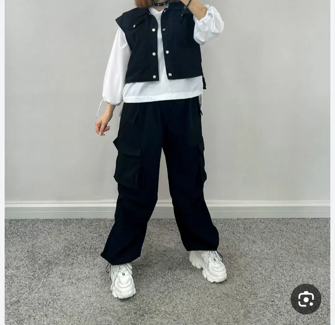 لباس سه تیکه|لباس|اقبالیه, |دیوار