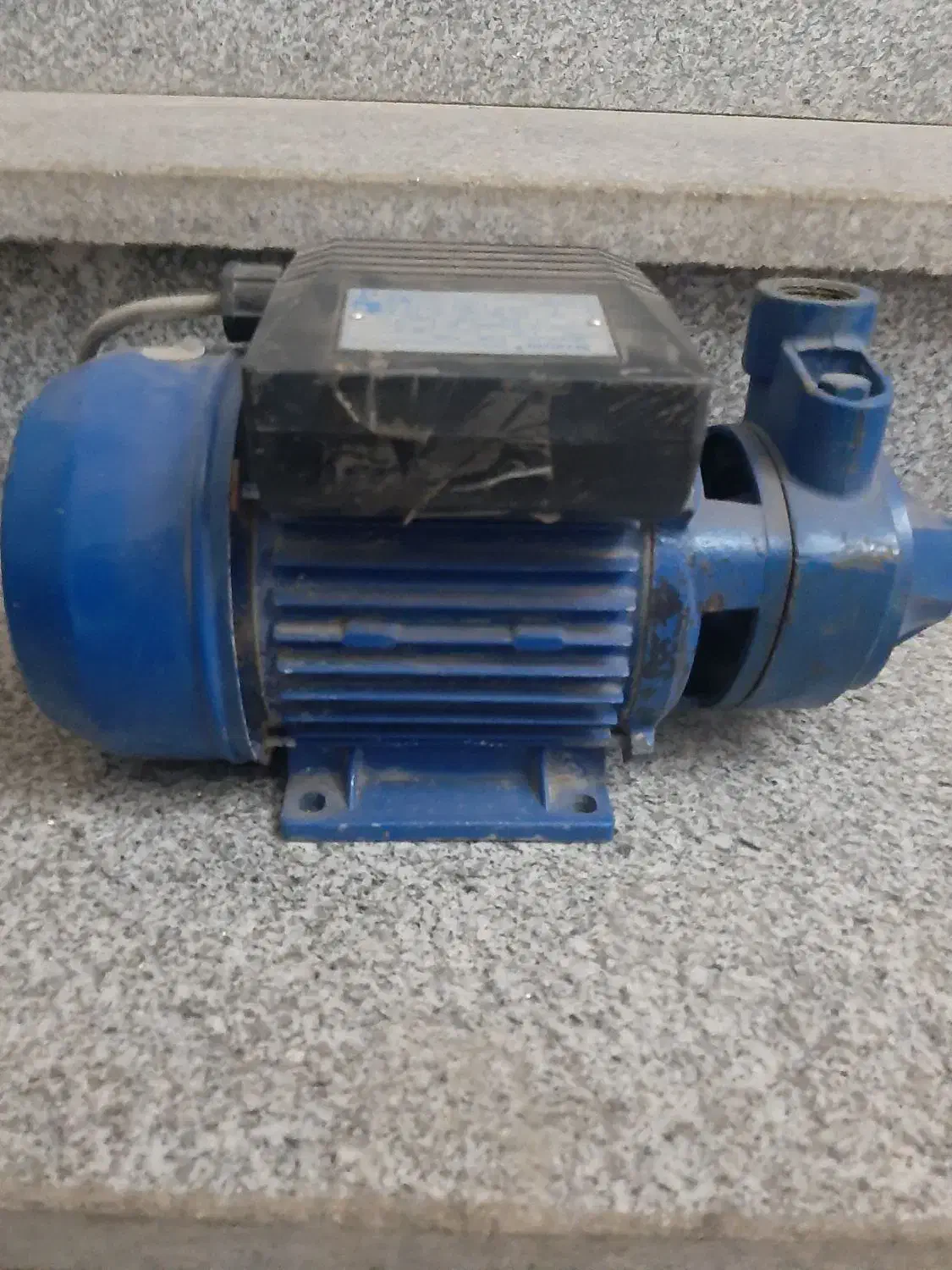 پمپ آب یک اسب|مصالح و تجهیزات ساختمان|مشهد, شهید قربانی|دیوار