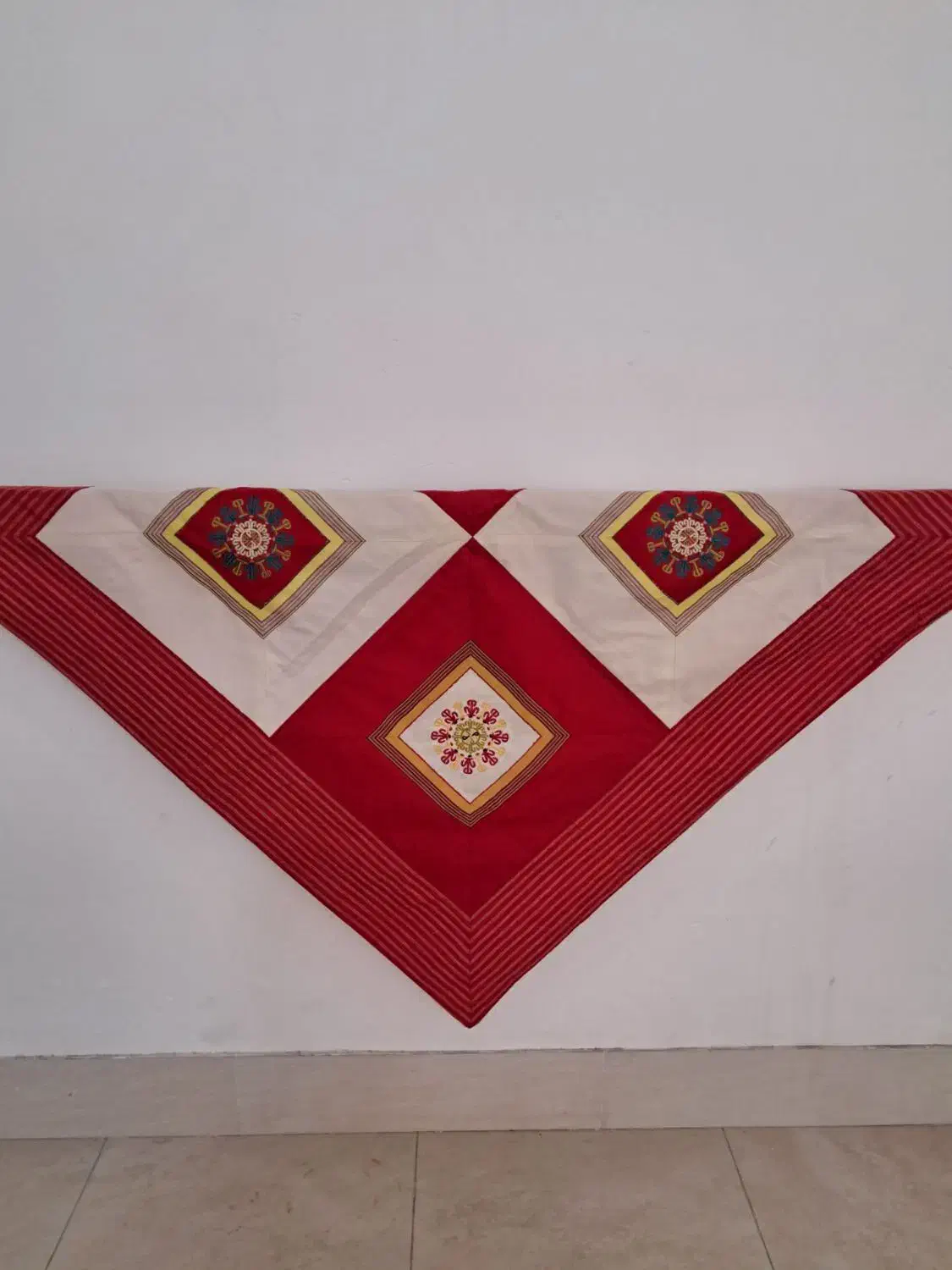 رومیزی|صنایع دستی و سایر لوازم تزئینی|گنبد کاووس, |دیوار