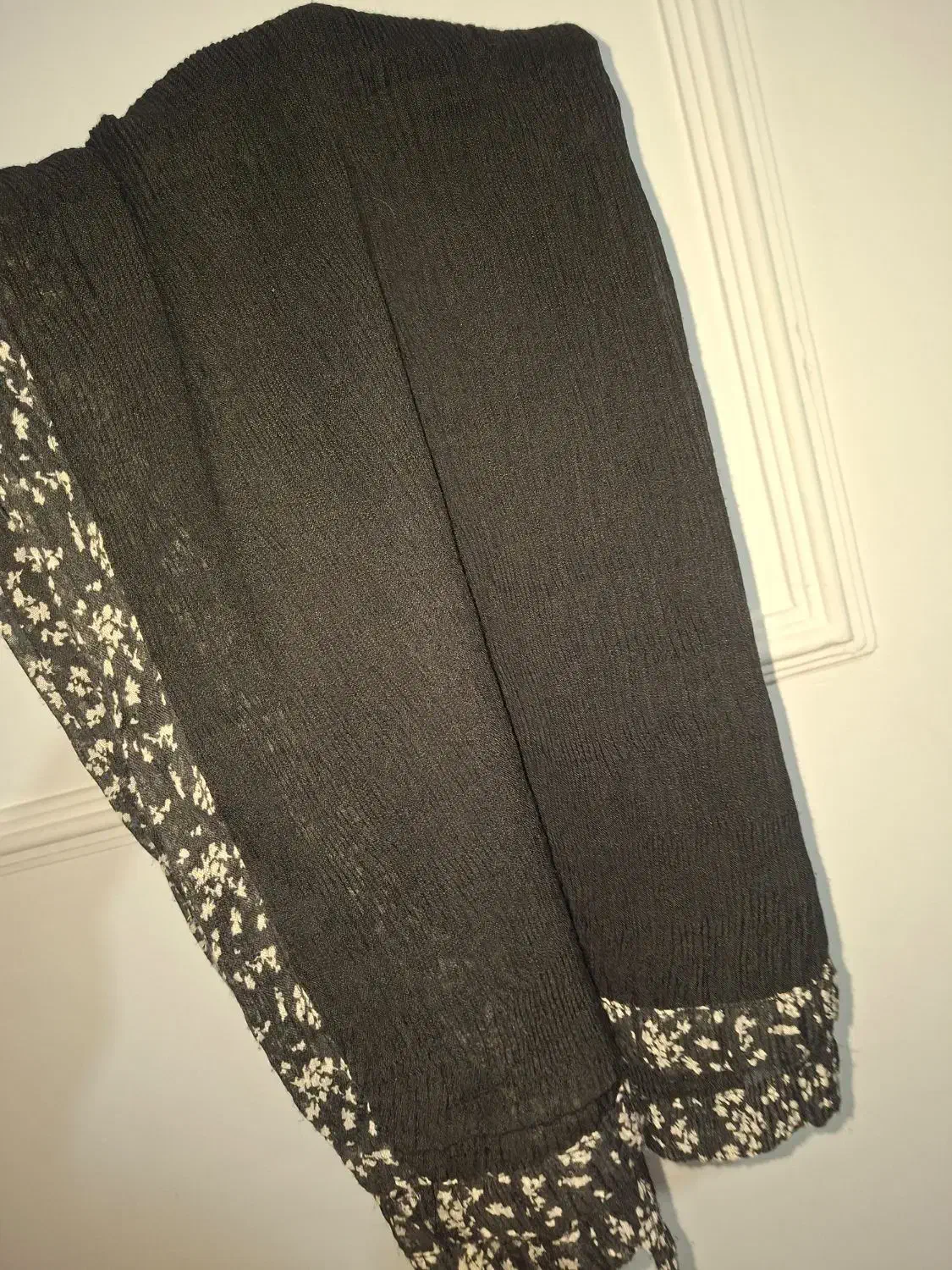 شال خارجی|لباس|دورود, |دیوار