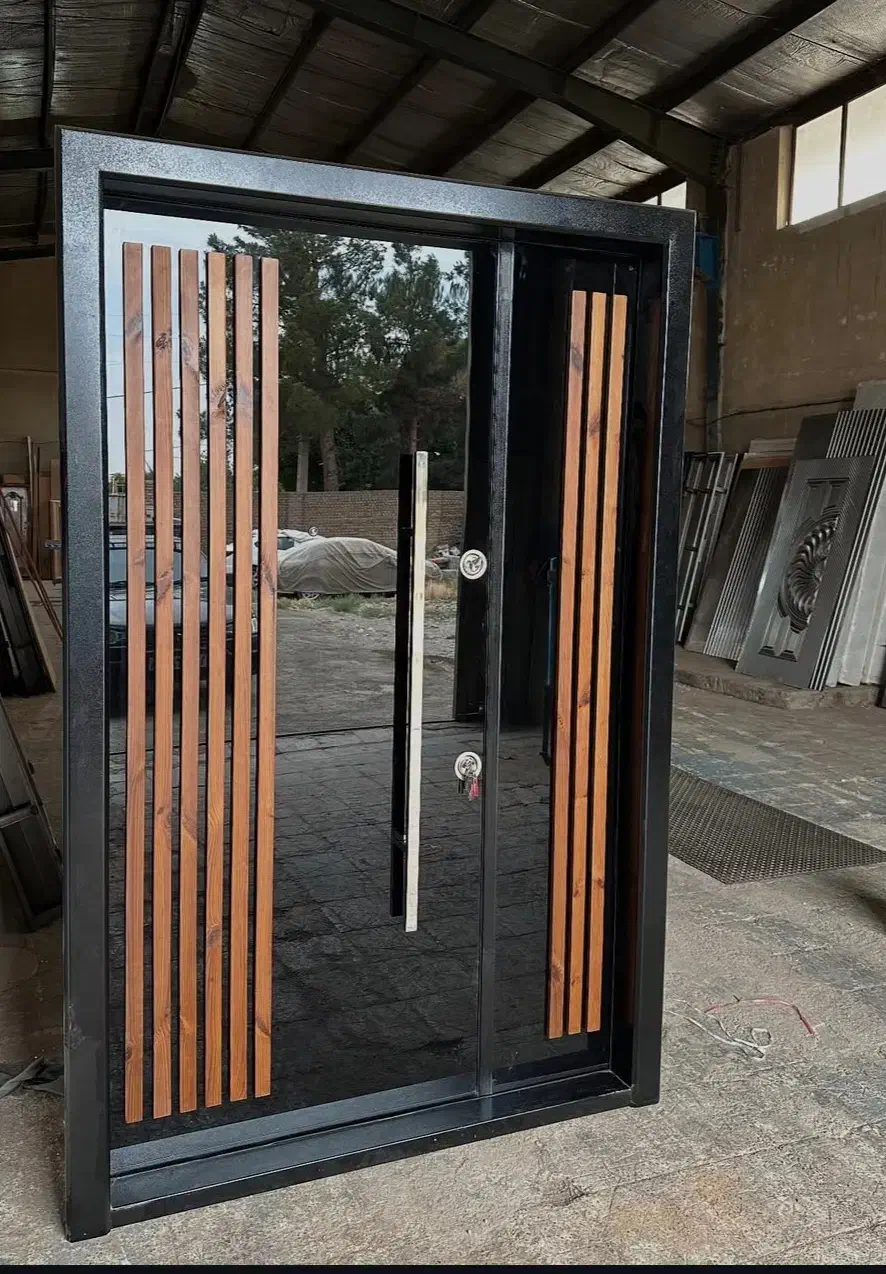 درب ضد سرقت سفید طلایی نرده شیشه ای،سکوریت کد P020|مصالح و تجهیزات ساختمان|رویان, |دیوار