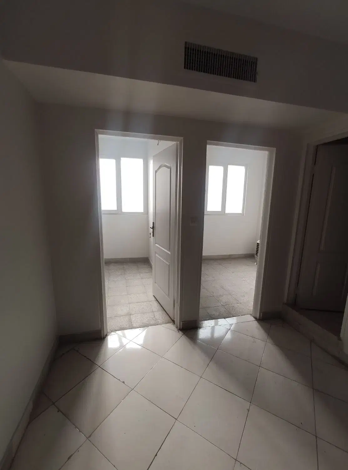 آپارتمان ۲ خوابه رهنی