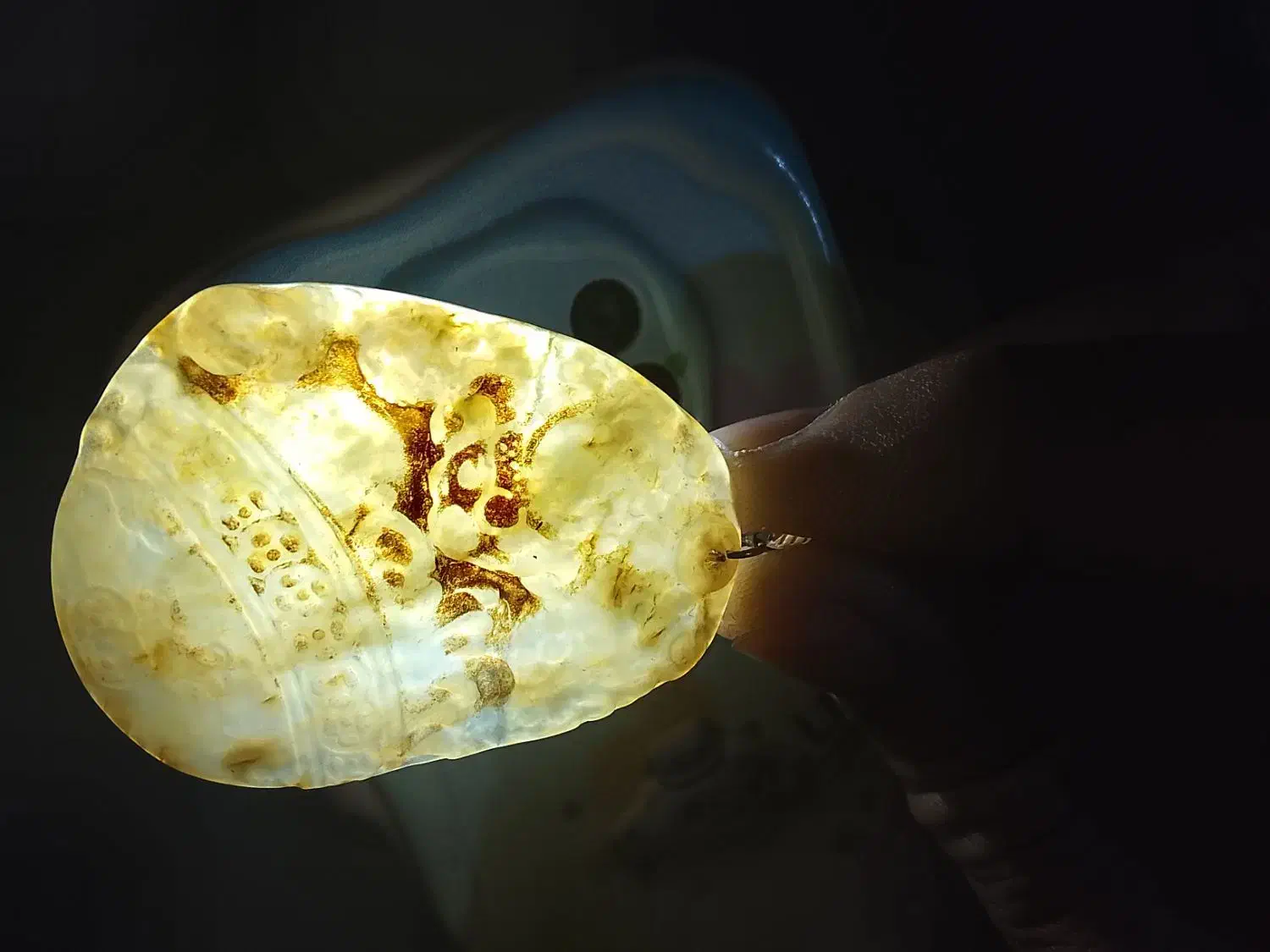 گردنبند|کلکسیون اشیاء عتیقه|مشکین‌دشت, |دیوار