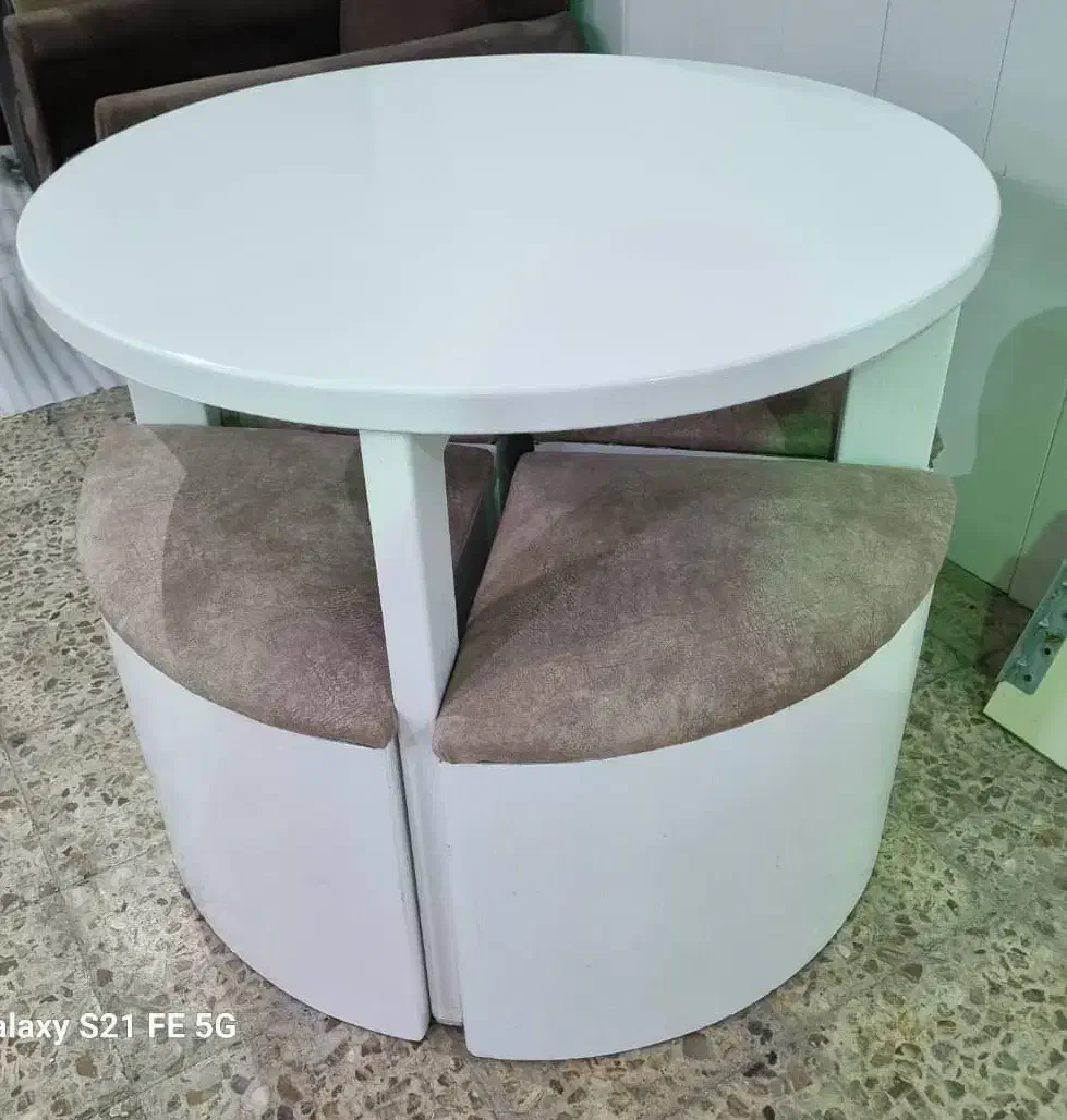 میز ناهارخوری|میز و صندلی غذاخوری|دوگنبدان, |دیوار