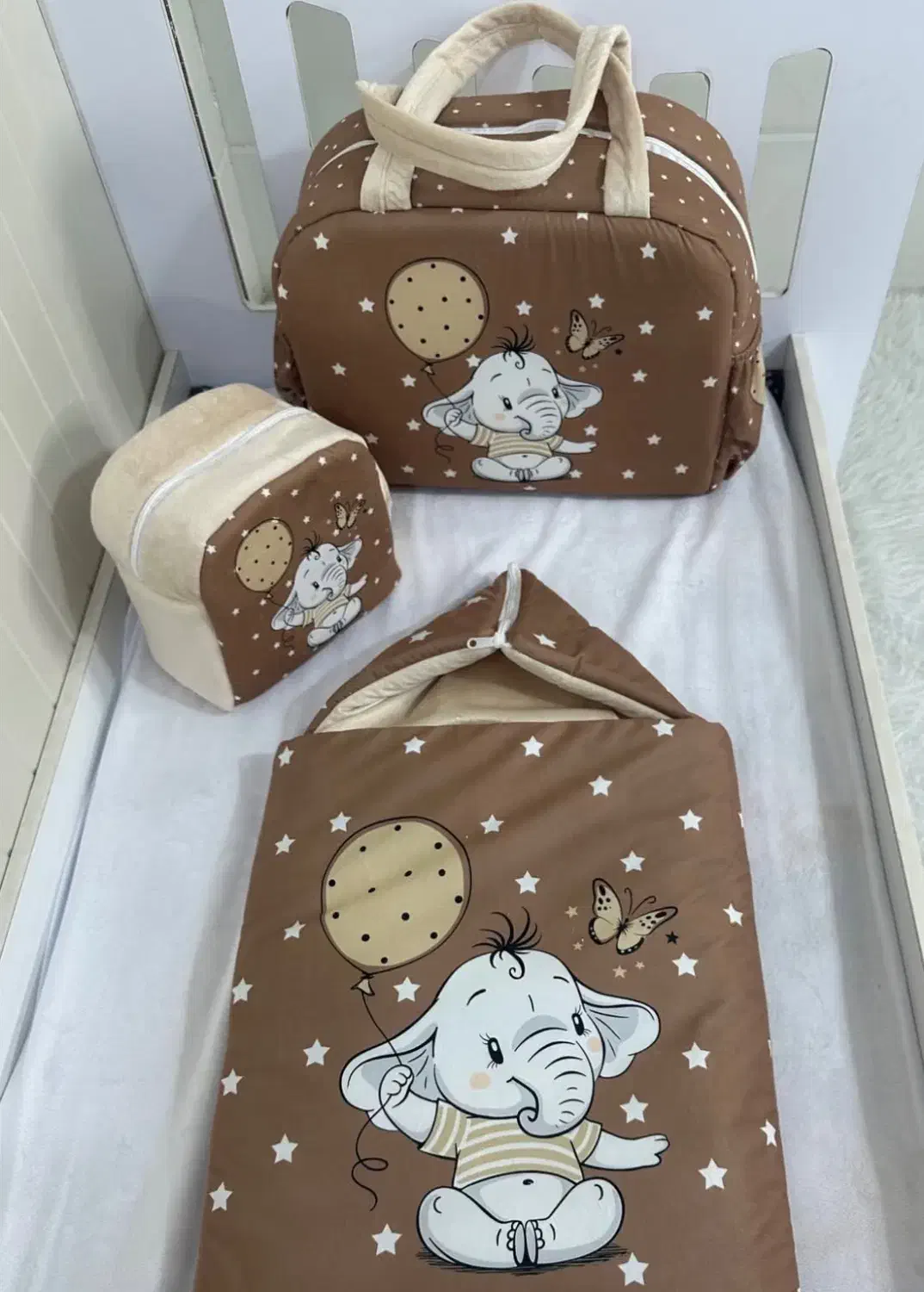 دوخت سیسمونی با طرحورنگ دلخواه شما|اسباب و اثاث بچه|گراش, |دیوار