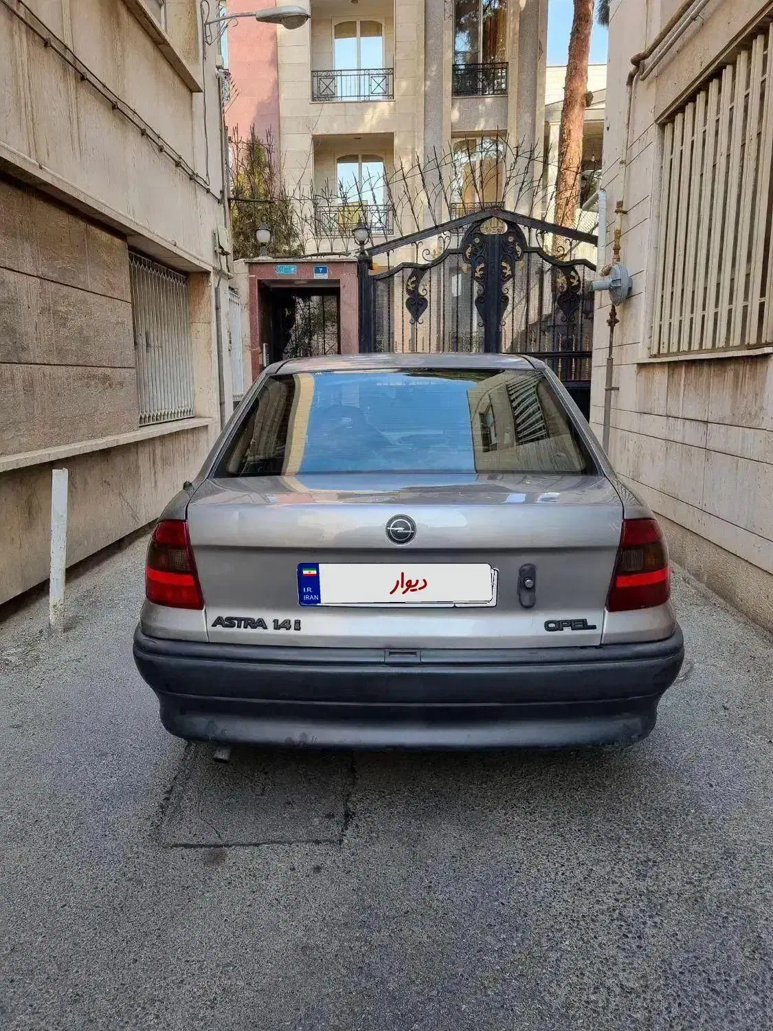 اپل آسترا ۱۹۹۴|خودرو سواری و وانت|تهران, بهارستان|دیوار