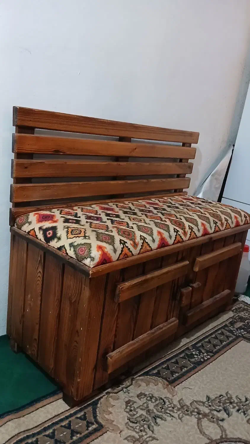 نیمکت جادار از بهترین چوب|صندلی و نیمکت|نوشهر, |دیوار