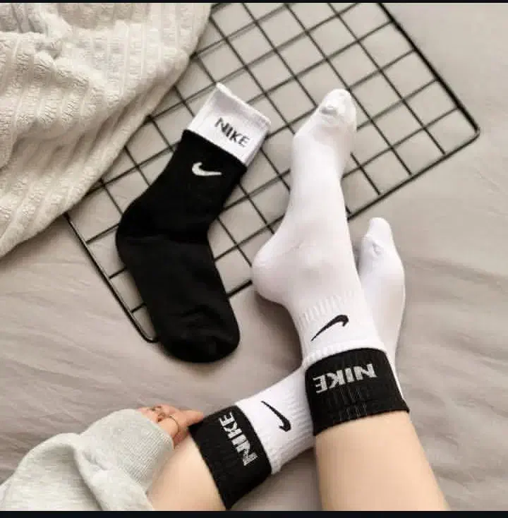 آنلاین شاپ ارائه انواع لباس زنانه مردانه با کیفیت|لباس|لشت نشا, |دیوار