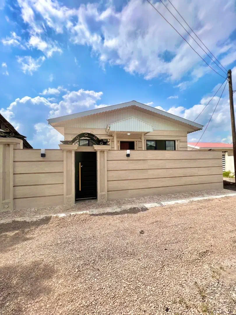 ویلا 210متر سند تک برگ/سکونت دائم لشت نشا زیباکنار|فروش خانه و ویلا|رشت, گلسار|دیوار