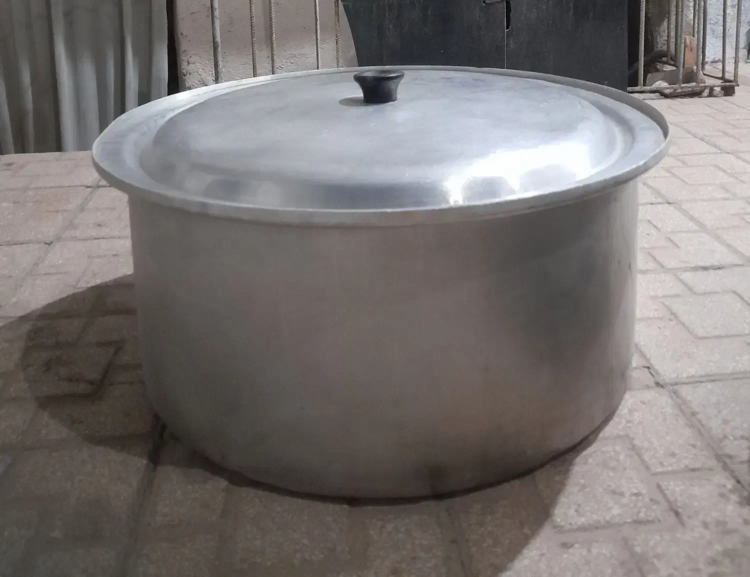 قابلمه بزرگ روحی|ظروف پختوپز|مشهد, رضاییه|دیوار