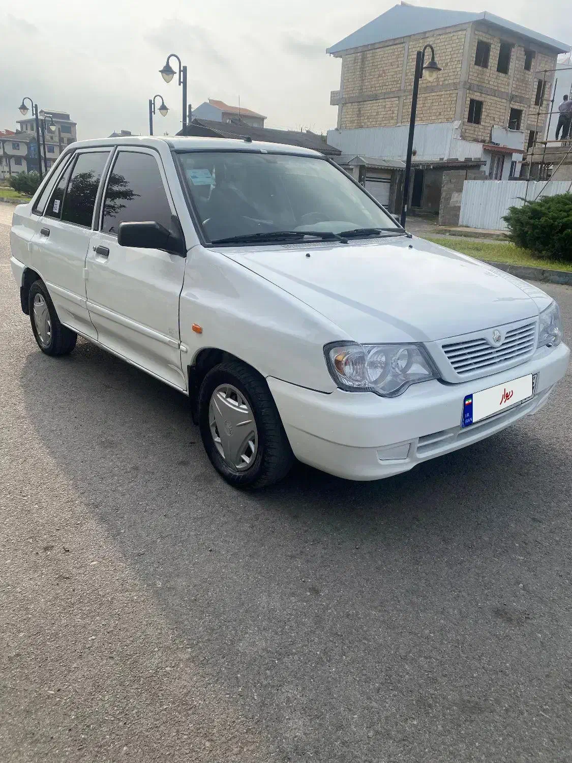 پراید ۱۳۲ مدل ۹۰ هیدرولیک ی لکه رنگ دوگانه دستی|خودرو سواری و وانت|بندر انزلی, نیمه شعبان|دیوار