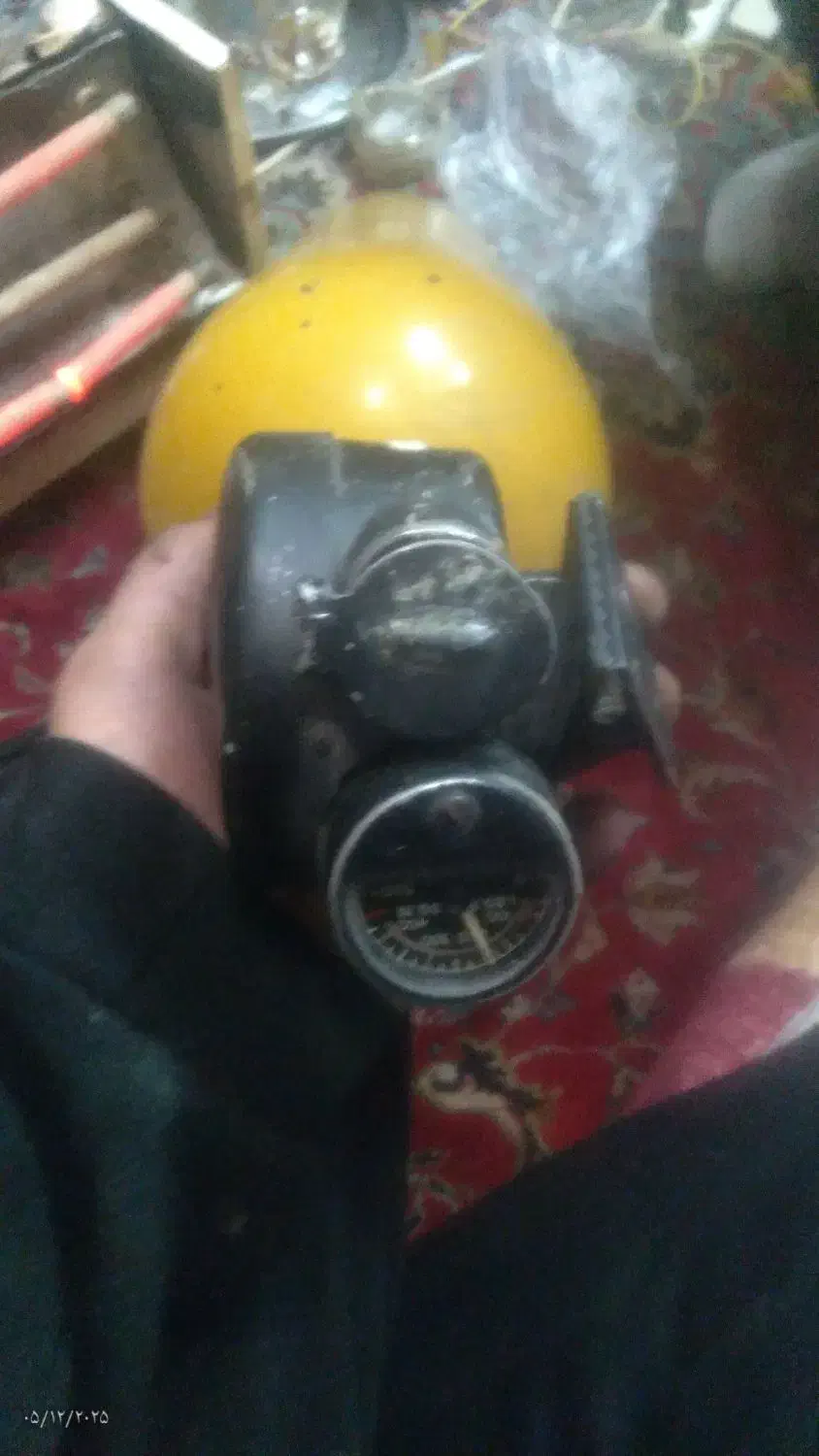 کپسول غواصی|غواصی و ورزش‌های آبی|بومهن, |دیوار