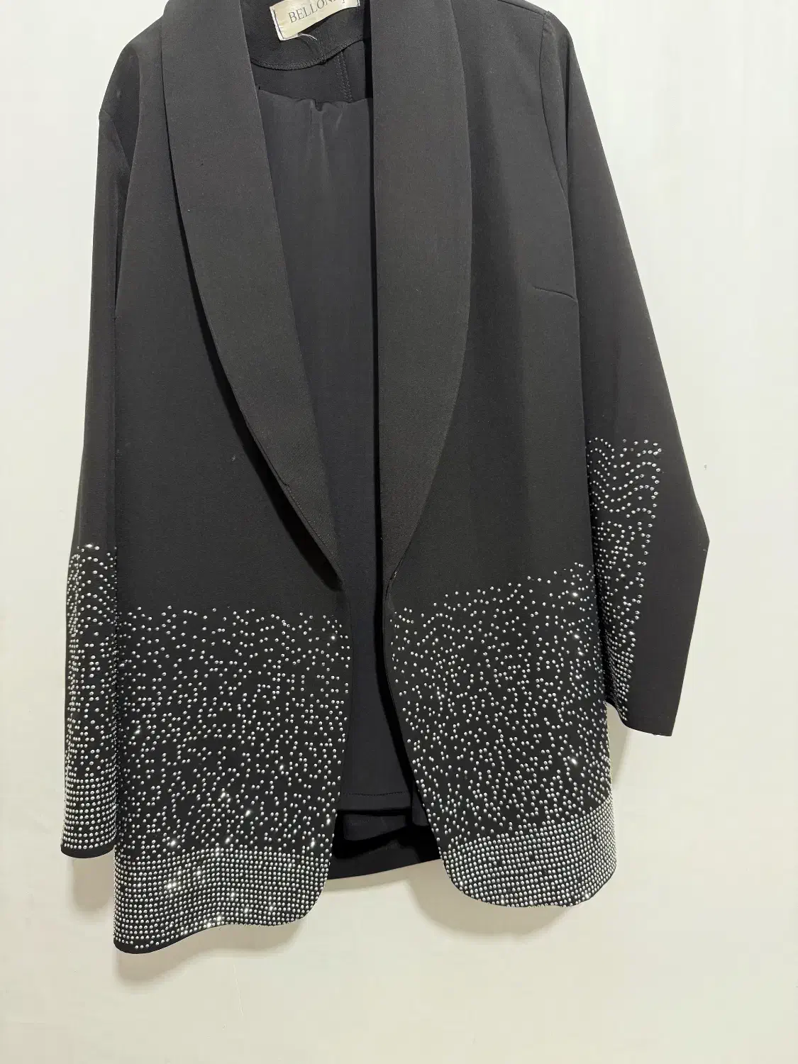 دو عدد کت مجلسی|لباس|فردوسیه, |دیوار