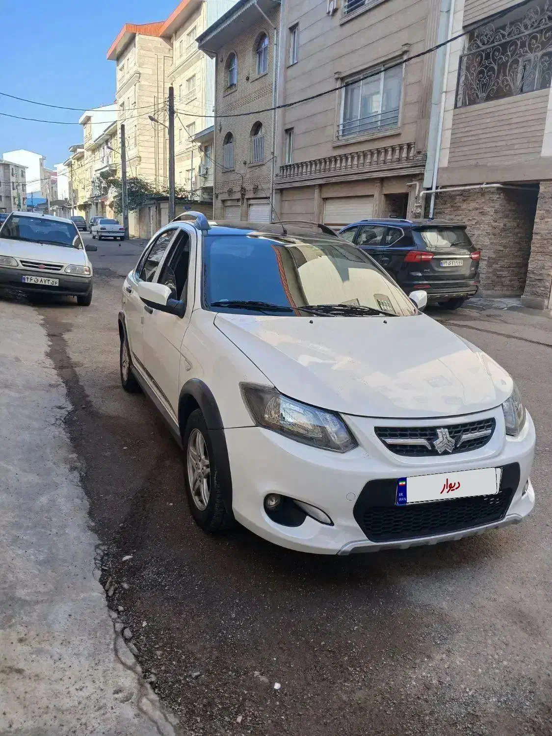 کویئک ۱۴۰۱ R سقف مشکی|خودرو سواری و وانت|رشت, سلیمانداراب|دیوار