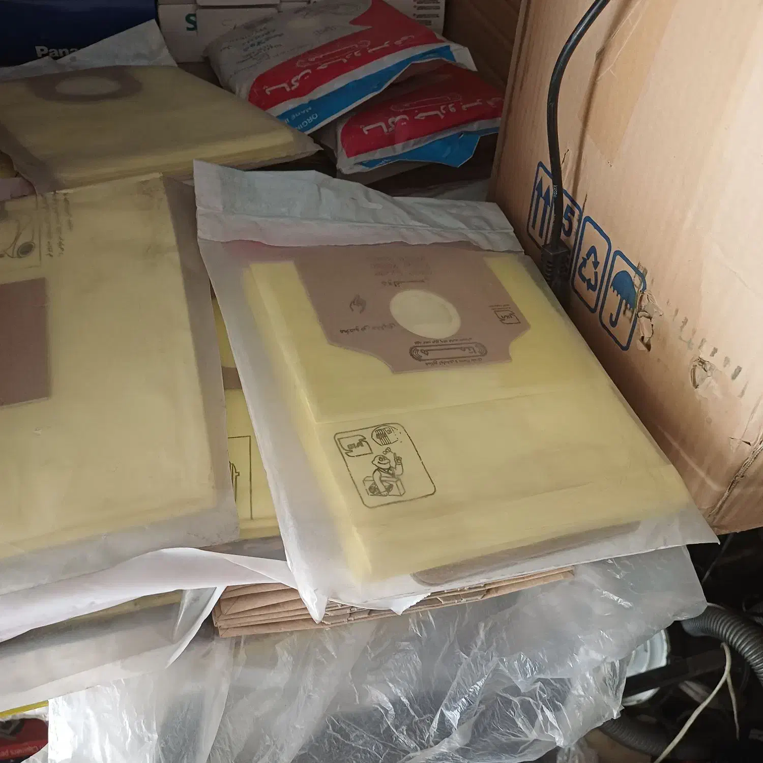 کیسه ولوازم جاروبرقی|جاروبرقی، جارو شارژی، بخارشو|سبزوار, امیر کبیر|دیوار