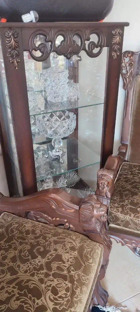 ویترین چوبی|بوفه، ویترین، کنسول|اصفهان, باغ دریاچه|دیوار