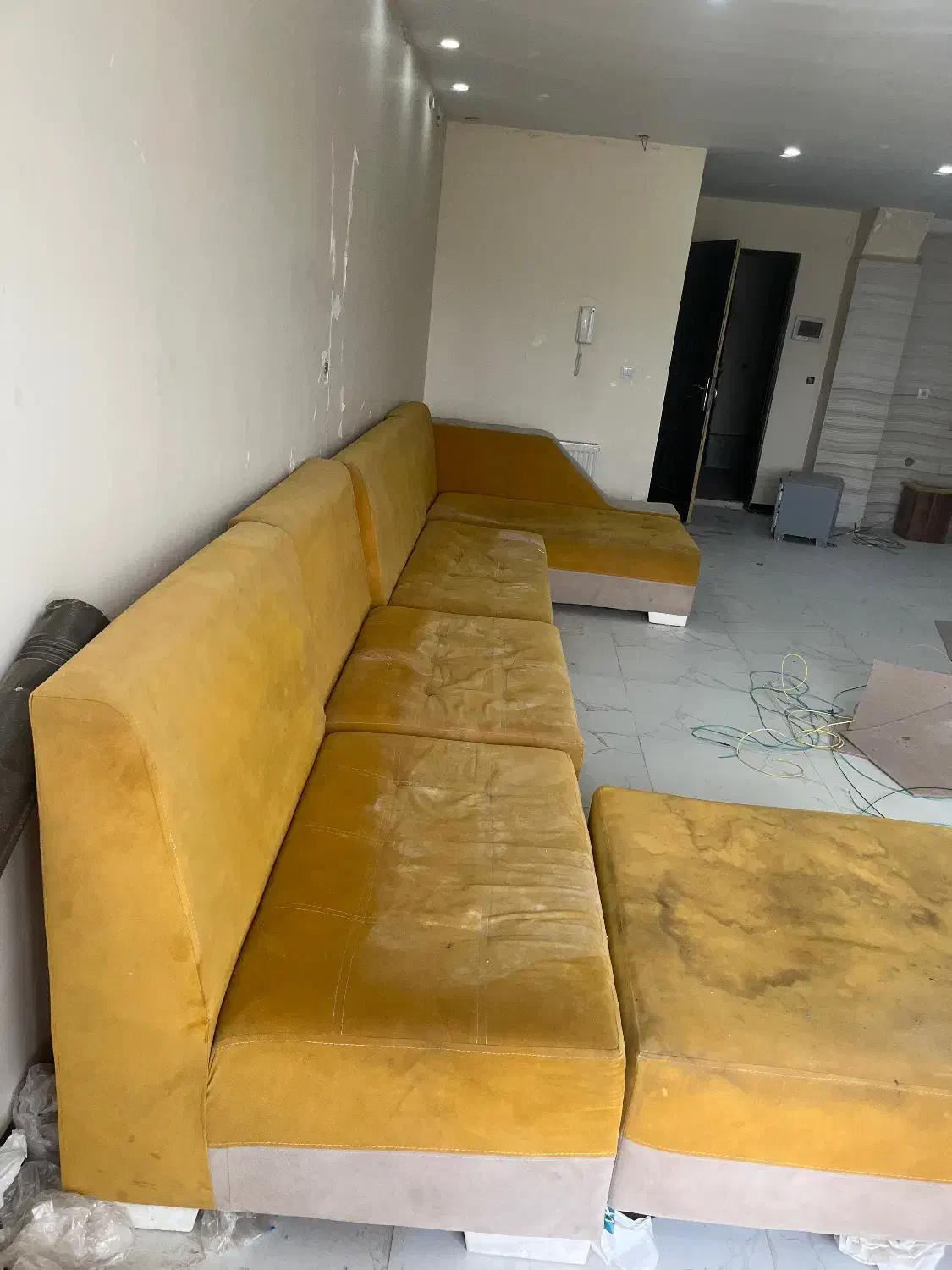 مبل|مبلمان خانگی و میز عسلی|ماهدشت, |دیوار